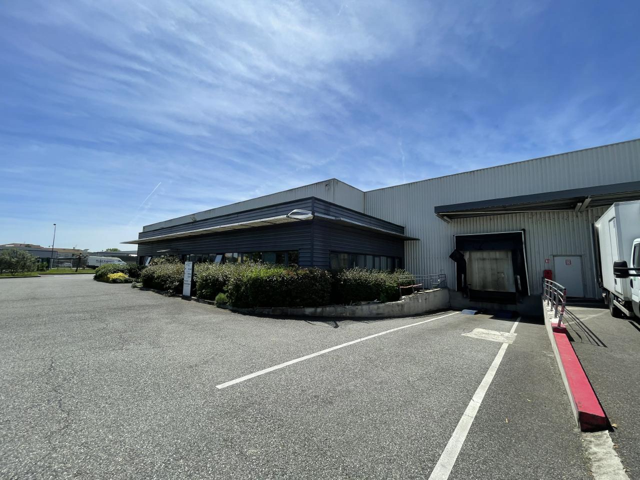 Local d'activité Toulouse 1500m² Location local d'activité Toulouse Haute-Garonne OLACT2531649 1
